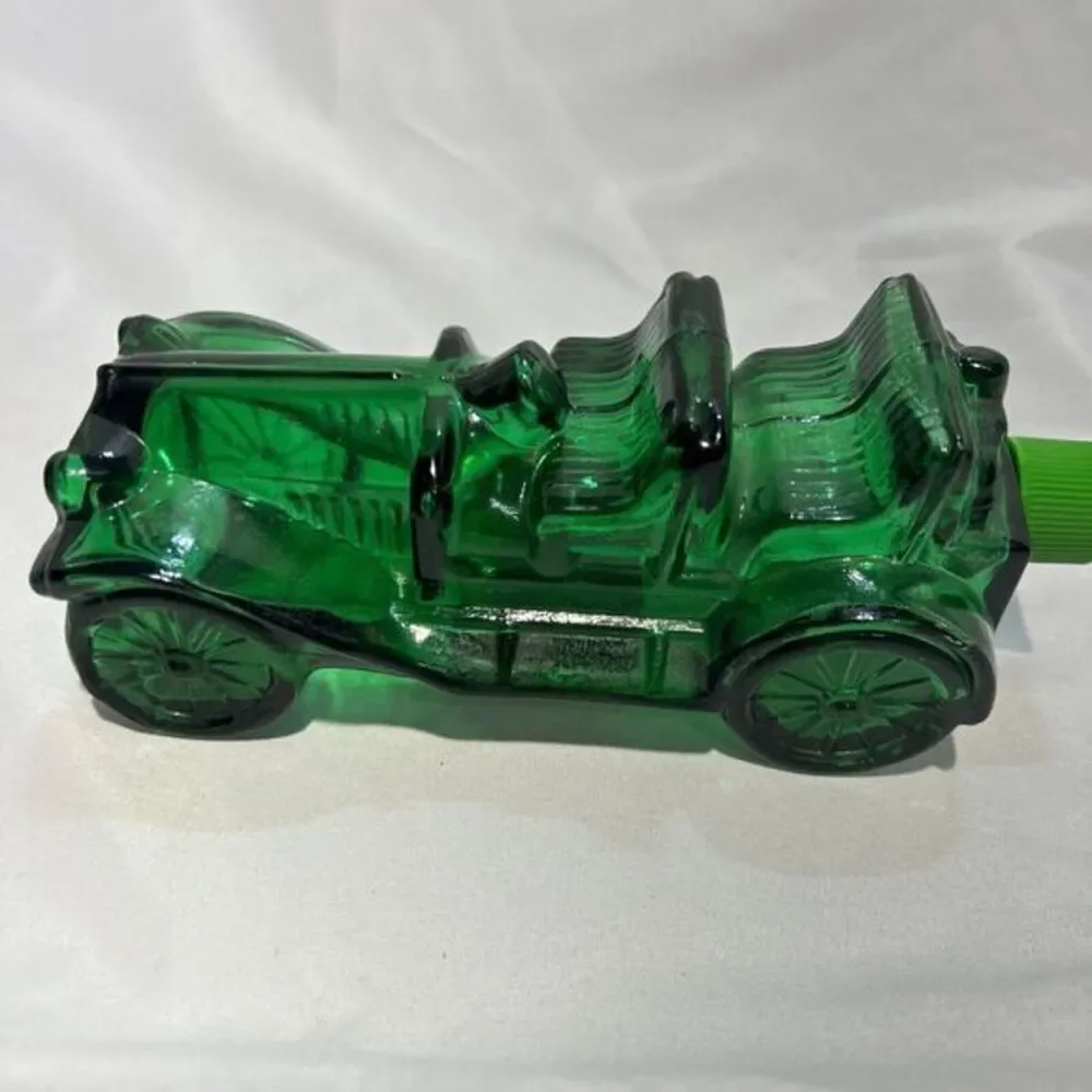 Vintage Avon Cadillac Car‎ Wild Country Cologne Decanter